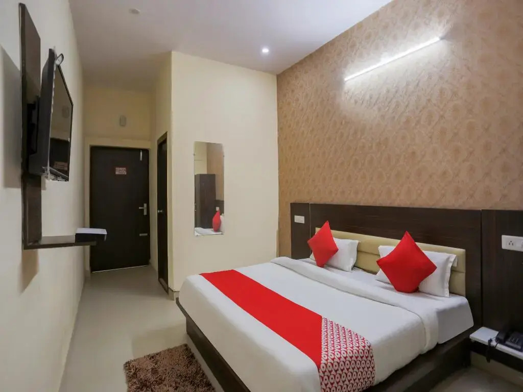 Hotel Moon Valley by OYO Rooms