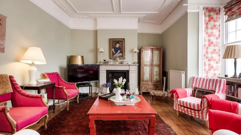 Bright Parsons Green Maisonette