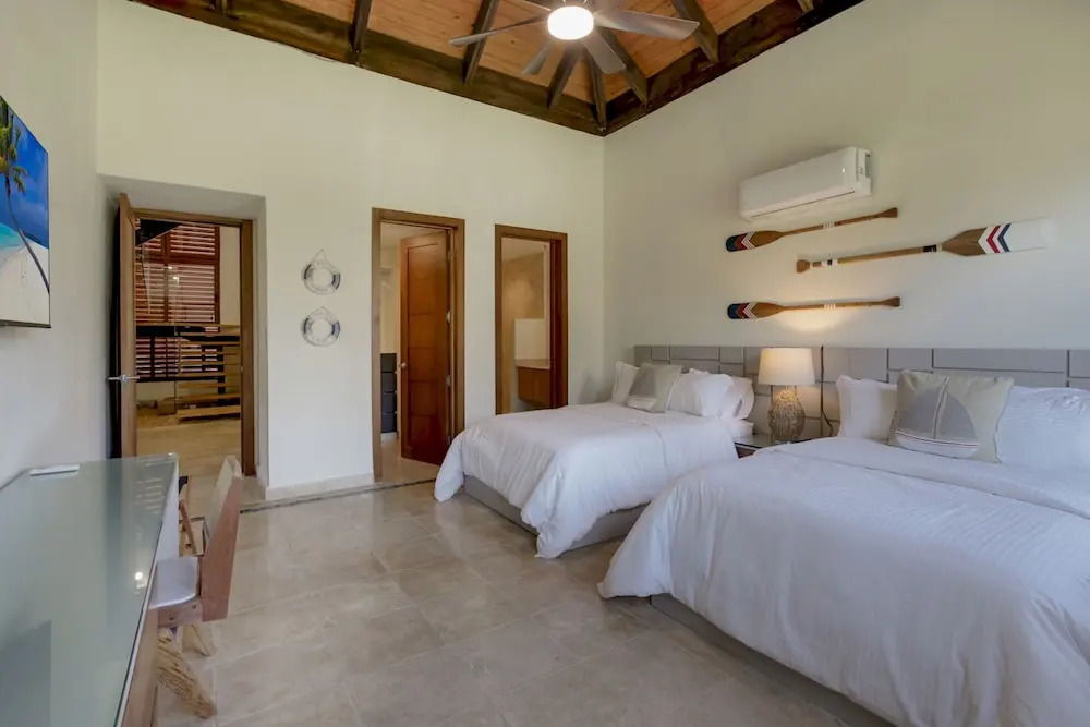 Luxury Cap Cana Villa with 3 Bedrooms, Plunge Pool, Maid, and Golf Course Access