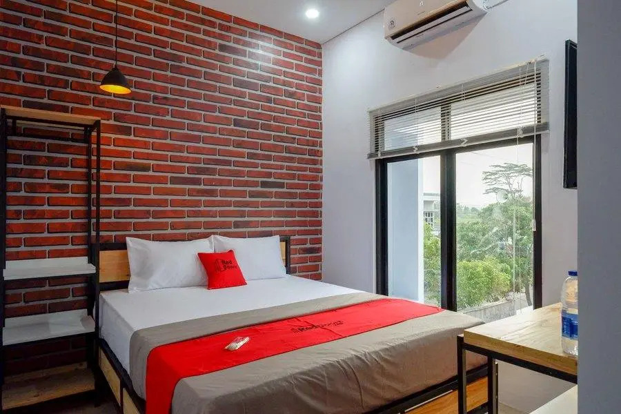 RedDoorz near Universitas Muhammadiyah Purwokerto