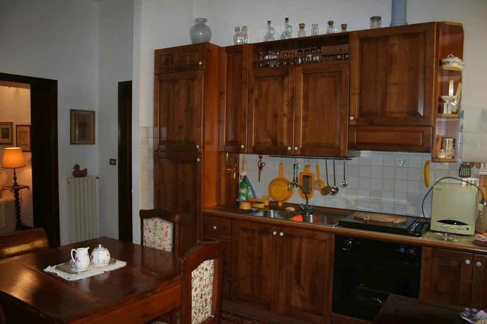 Aunt's Home