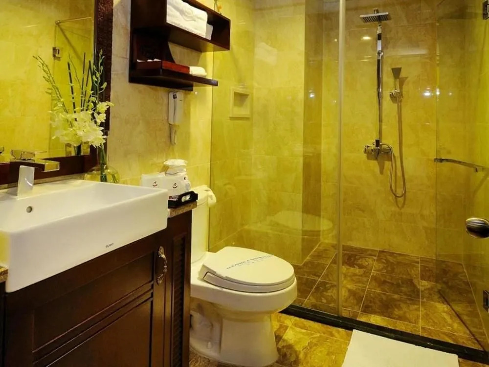 Mayflower Saigon Hotel