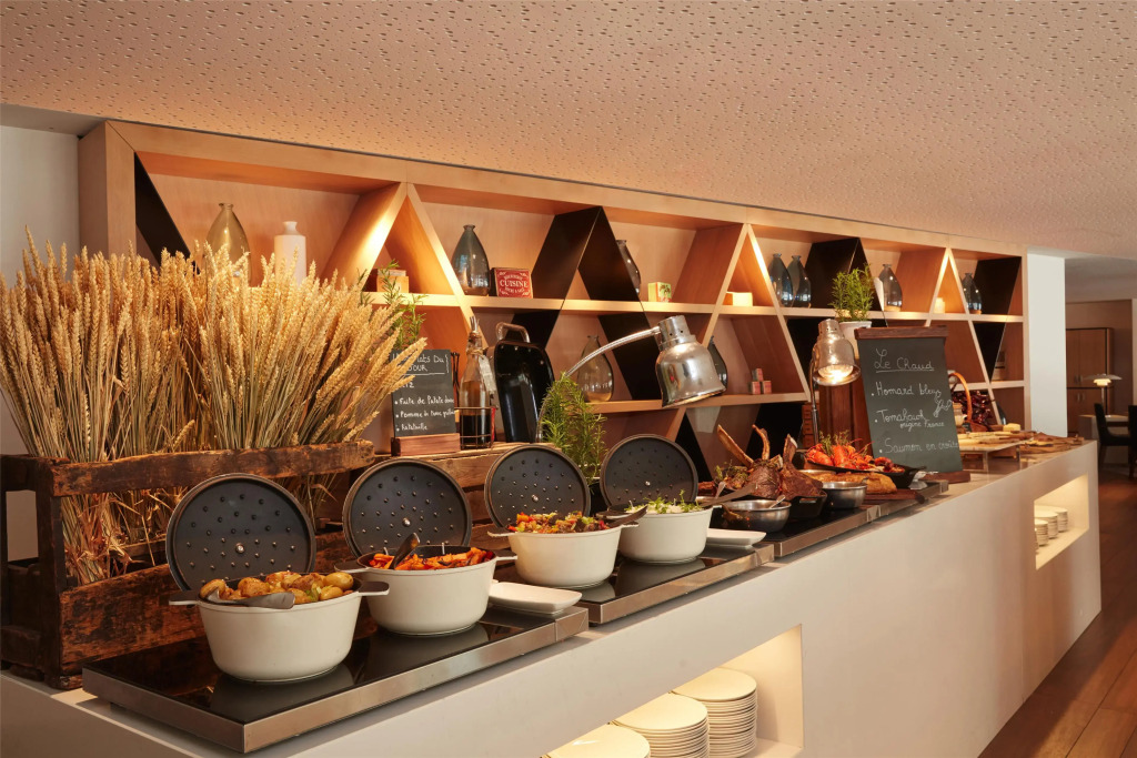 Отель Hyatt Regency Paris Etoile