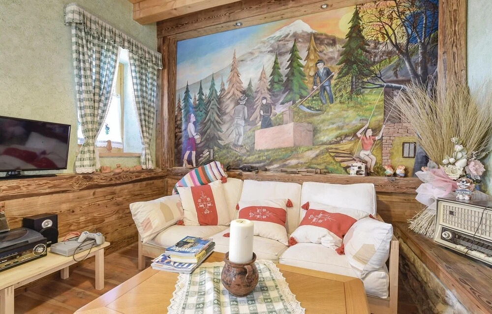 Lovely Home In Lamonbl With Wifi