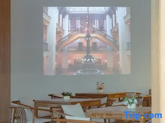 Xingnan Homestay (Jiezi Ancient Town)