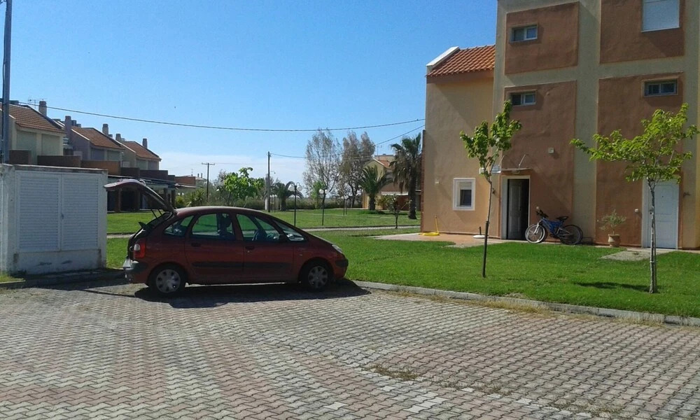Sansen Villa Tripotamos