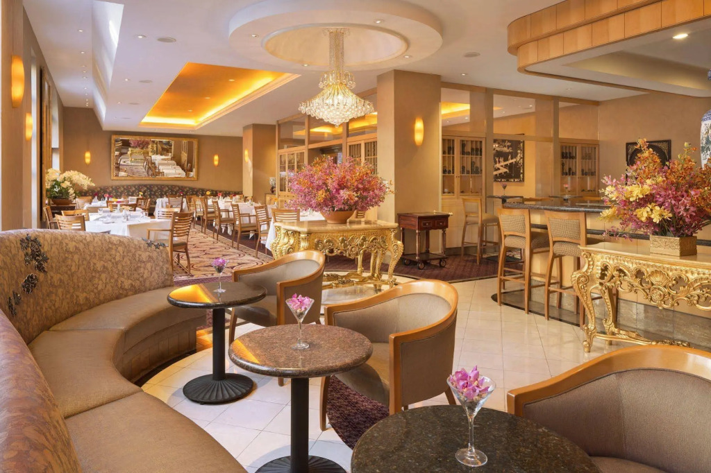 Orchard Hotel