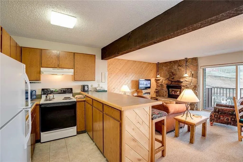 2215 Storm Meadows Dr Condo Unit 13 Building A 1 Bedroom 1 Bathroom Co
