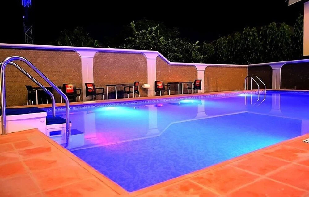 Mt Deluxe Hotel Asaba