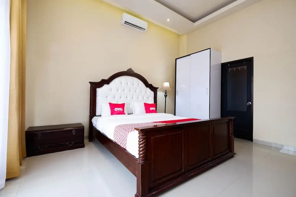 Erna's House Solo by OYO Rooms