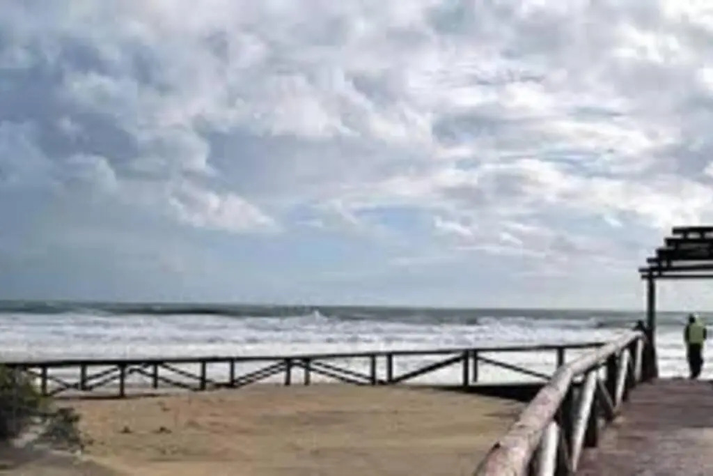 Bahia Sur Duplex 6 pax con Wifi y piscina abierta 12jun-13sep -parking gratis