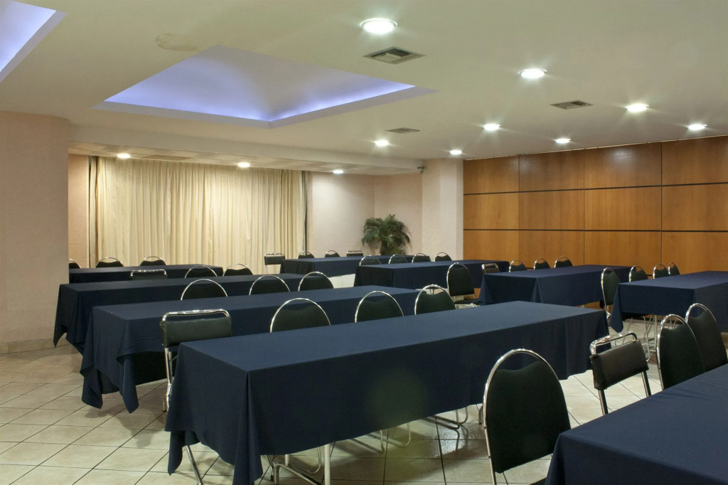 Hotel Real Plaza