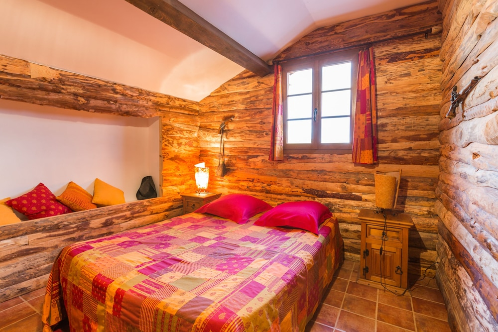 LES CHAMBRES DE LOUEST