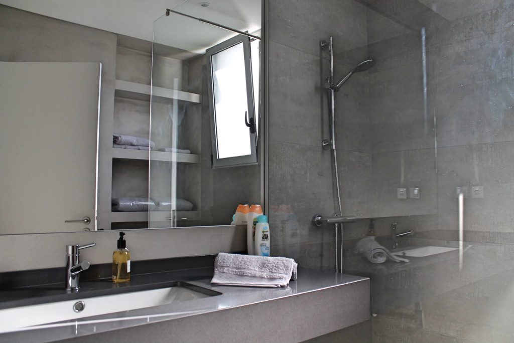 Modern cliff-top villa, panoramic sea-views, A/C, heated pool | Cliffscape