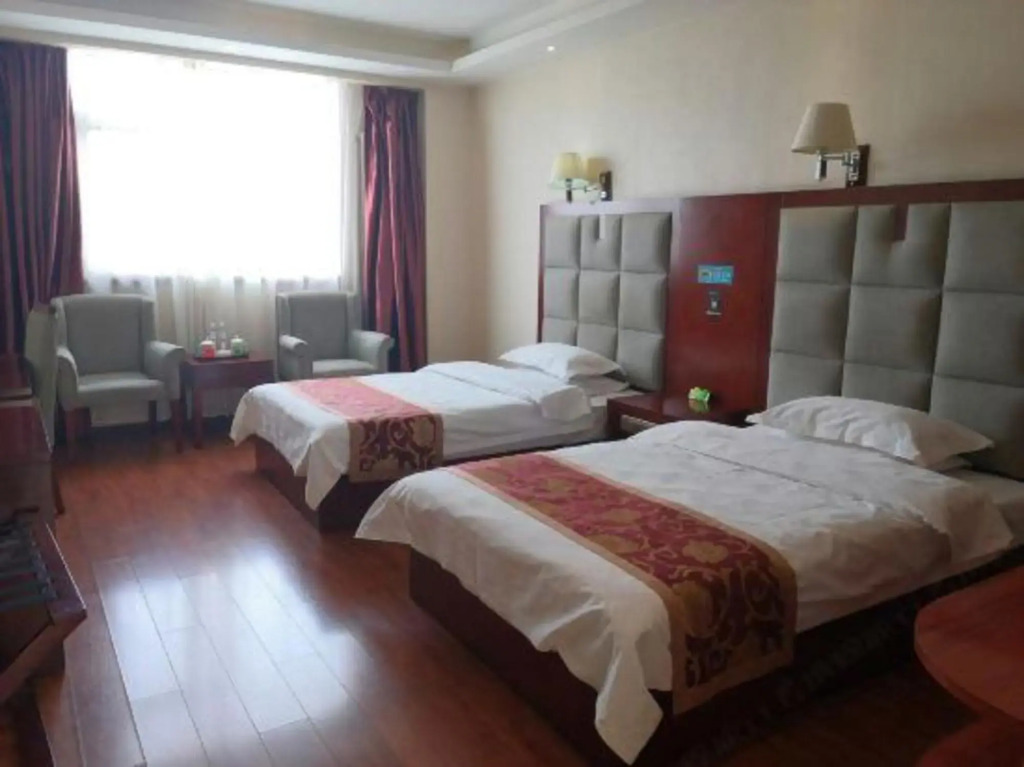 Taihua Hotel