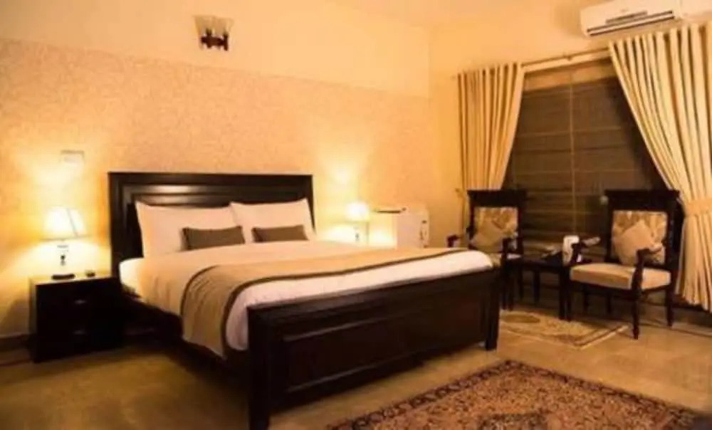 Harvey's Guest House
