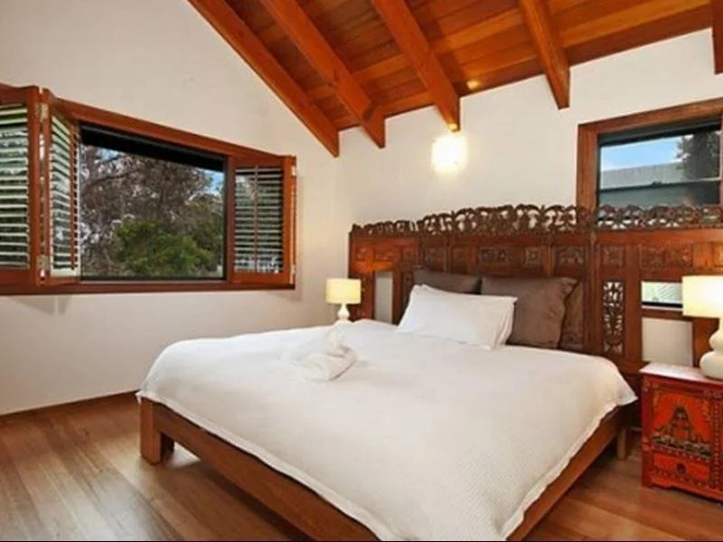 Fuller Holidays - Tuckeroo Beach House, Beachfront Suffolk Park