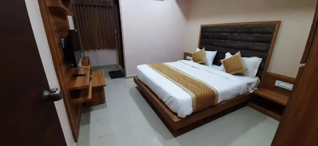 Hotel Mansarovar