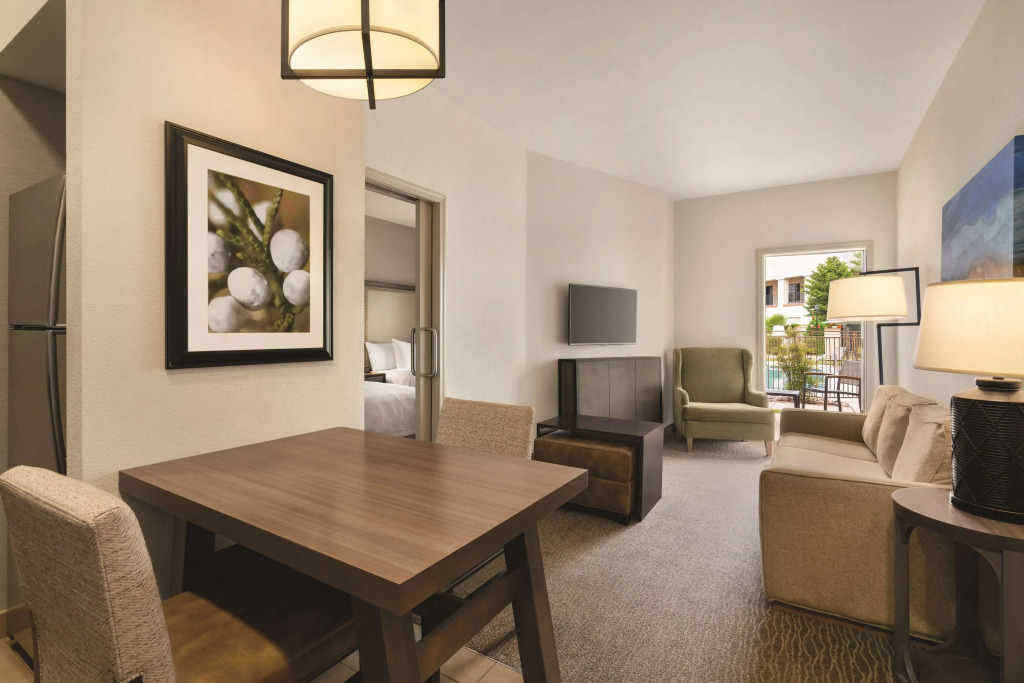 Homewood Suites Tucson St. Philips Plaza University