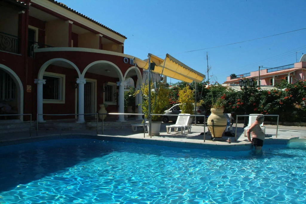 OPERA BLUE Hotel Gouvia Corfu