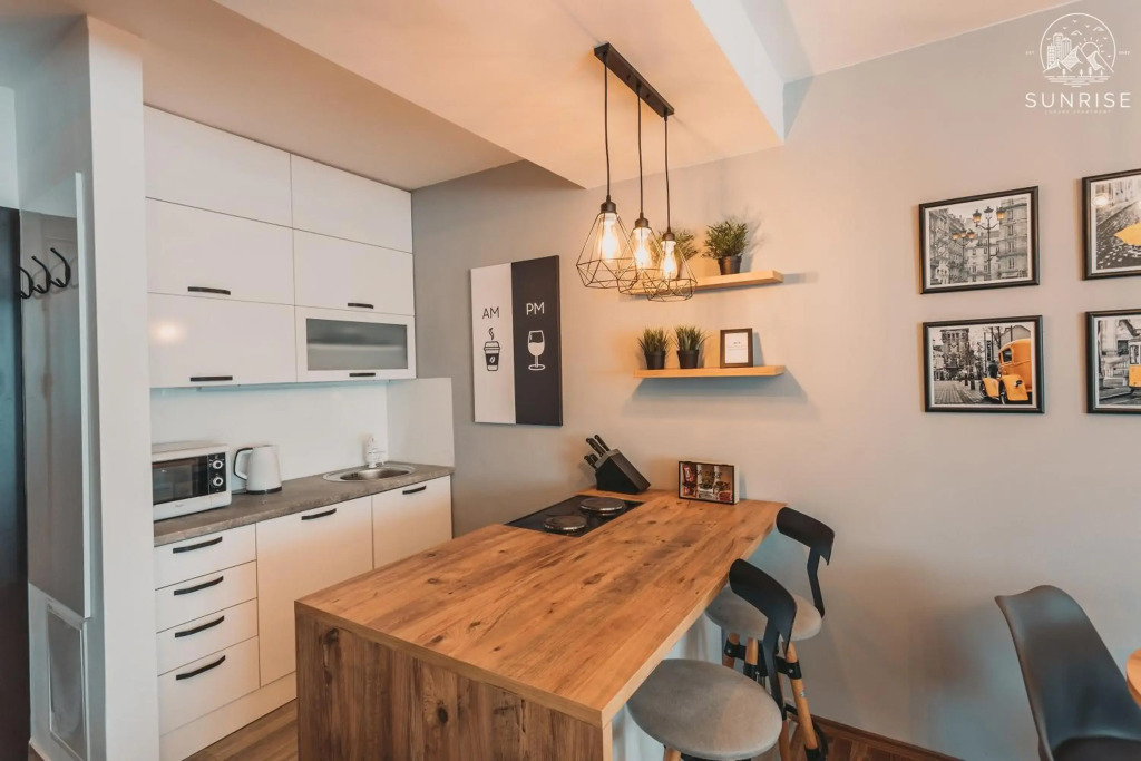 Sunrise Luxury Apartment