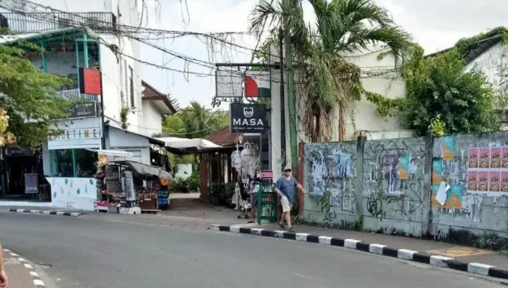 Room Sweet Room - Seminyak Center, walk to the Beach