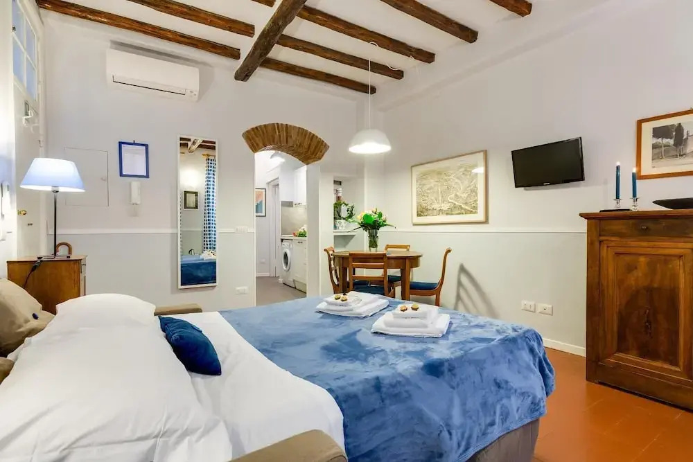Rome as you feel - Piazza dei Satiri apartments