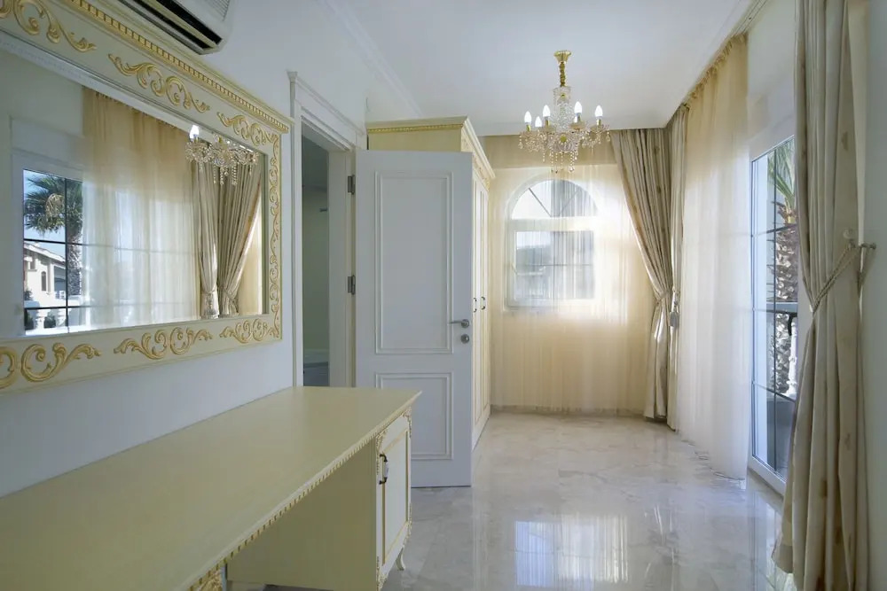 Helios Villa
