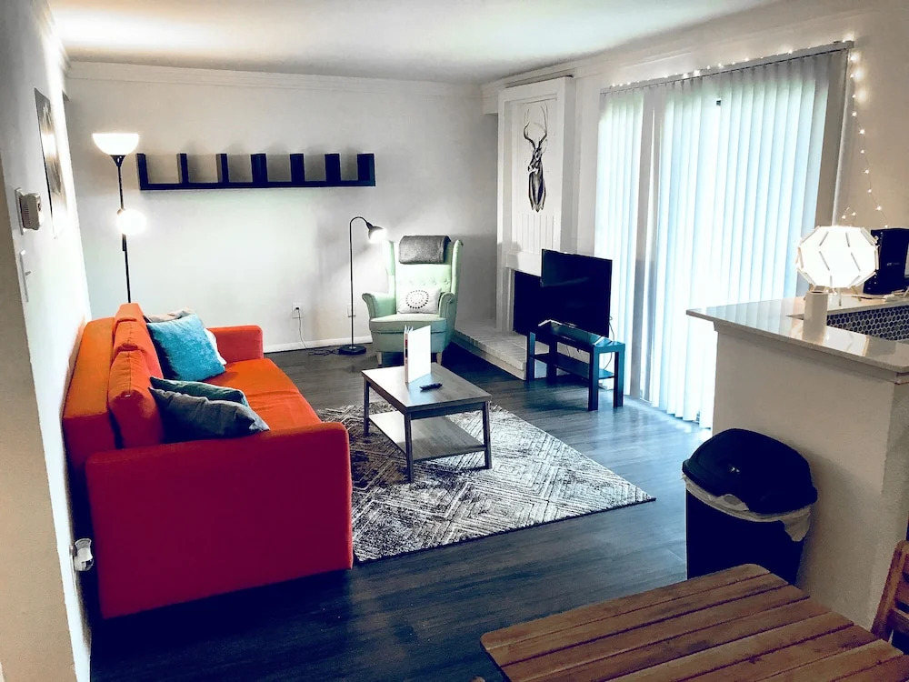 Skyline Apartment