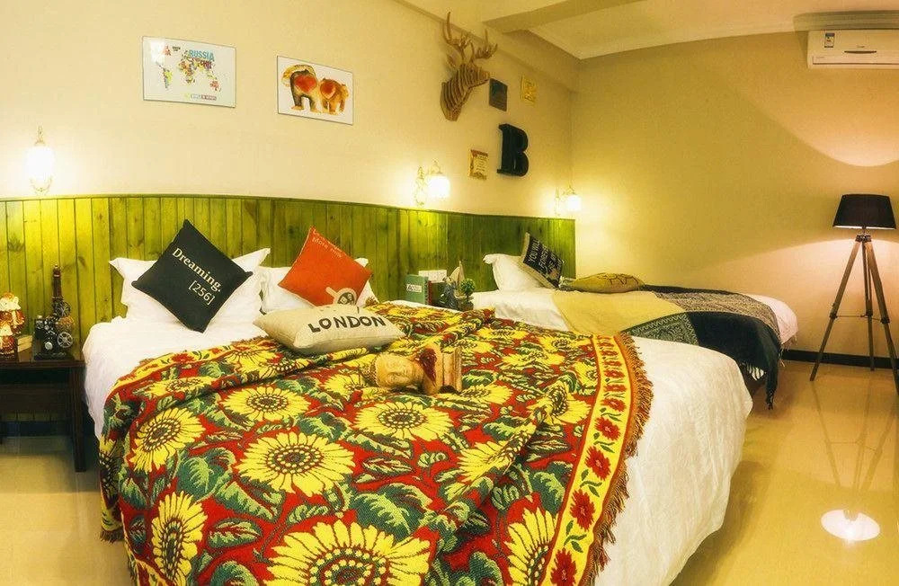 Sanya Canacoast Art Inn