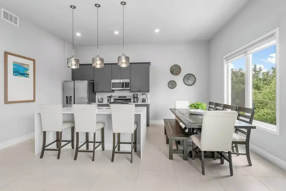 Stunning Apt-5bd 4bth Disney