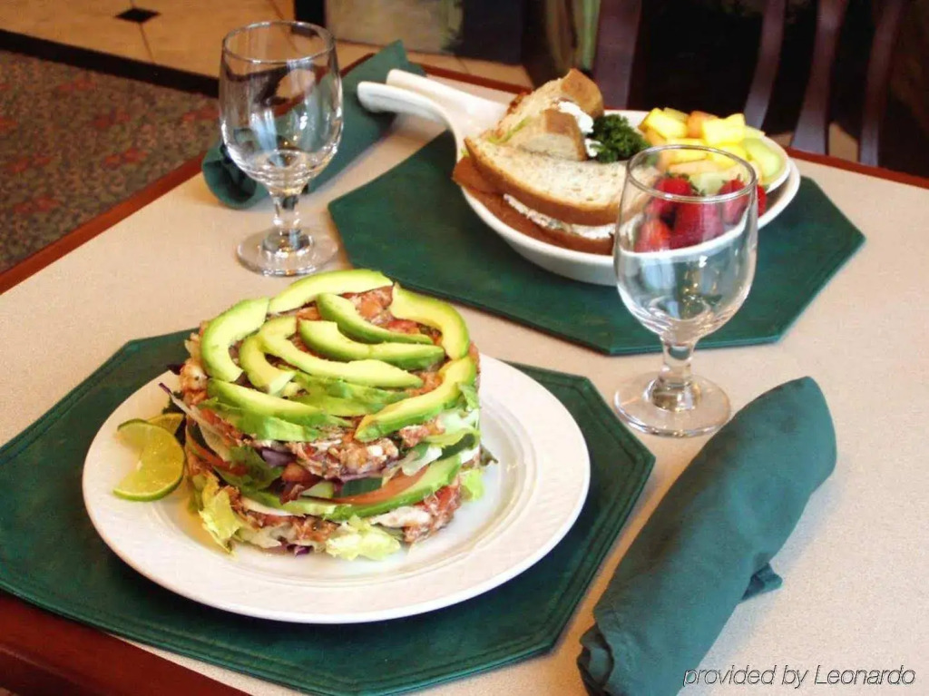 Hilton Garden Inn Charlotte Uptown