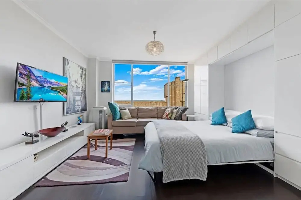 Centennial Park Light Filled Modern Studio