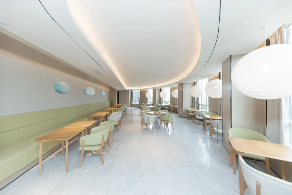JI Hotel Wuhan Optics Valley University Park Road