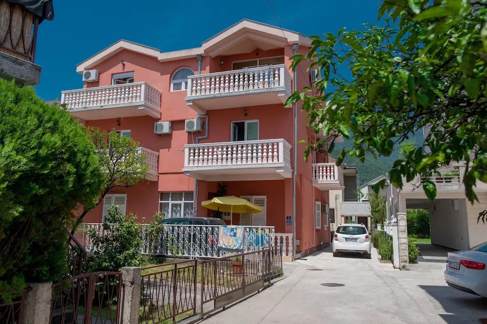 Apartments Tasija