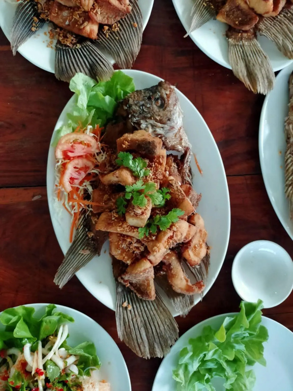 Uthaithani Resort