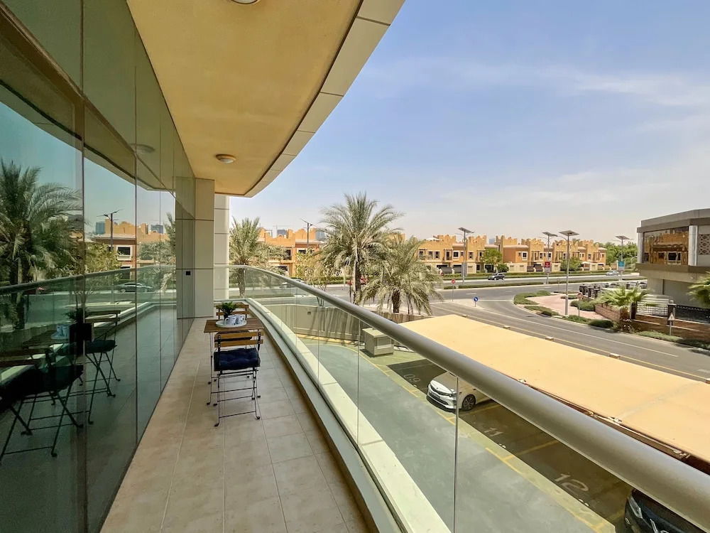 WelHome - Apt amidst golf courses, perfect for sports lovers