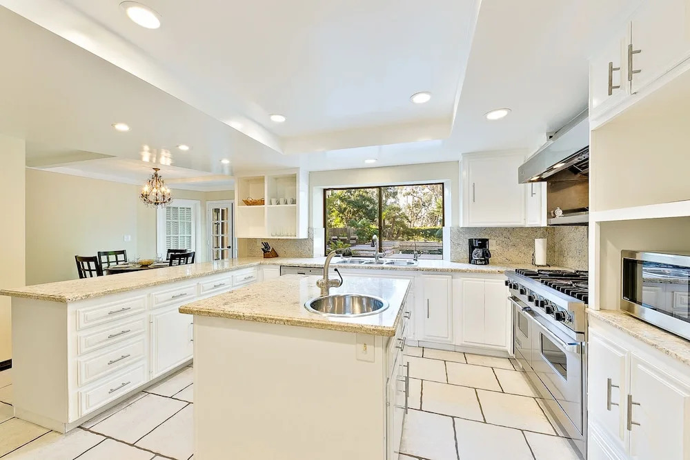 5BDRM Villa Via Mil Cumbres