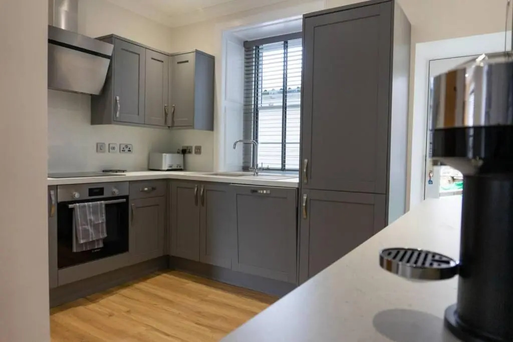 9 Argyle Square - Stylish 2 Bedroom Apartment