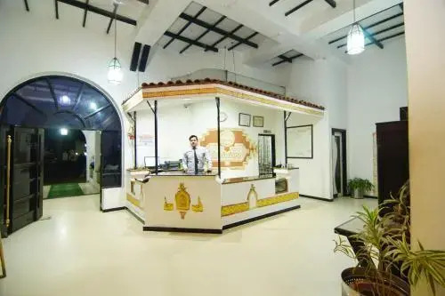 OYO 26799 Hotel Tourist