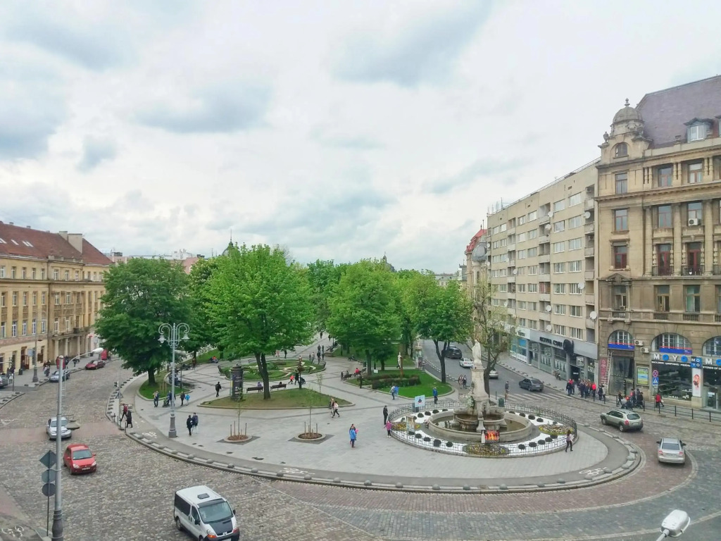 Apartments on the Mickiewicz Street 5 in the center of Lviv