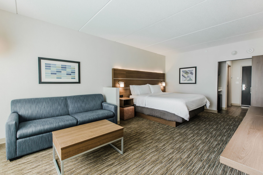 Holiday Inn Express & Suites - Welland