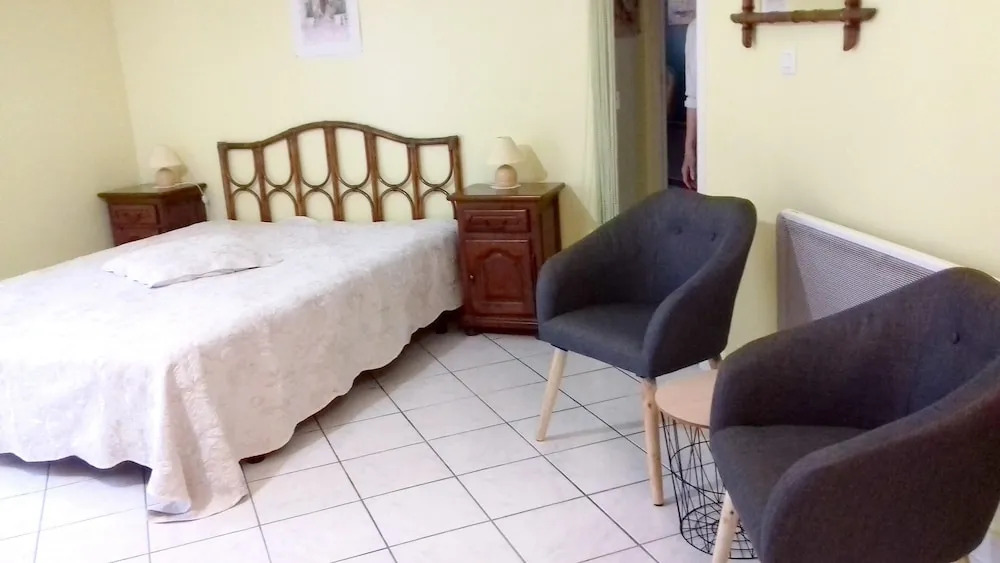 Studio in Sarlat-la-canéda, With Enclosed Garden and Wifi