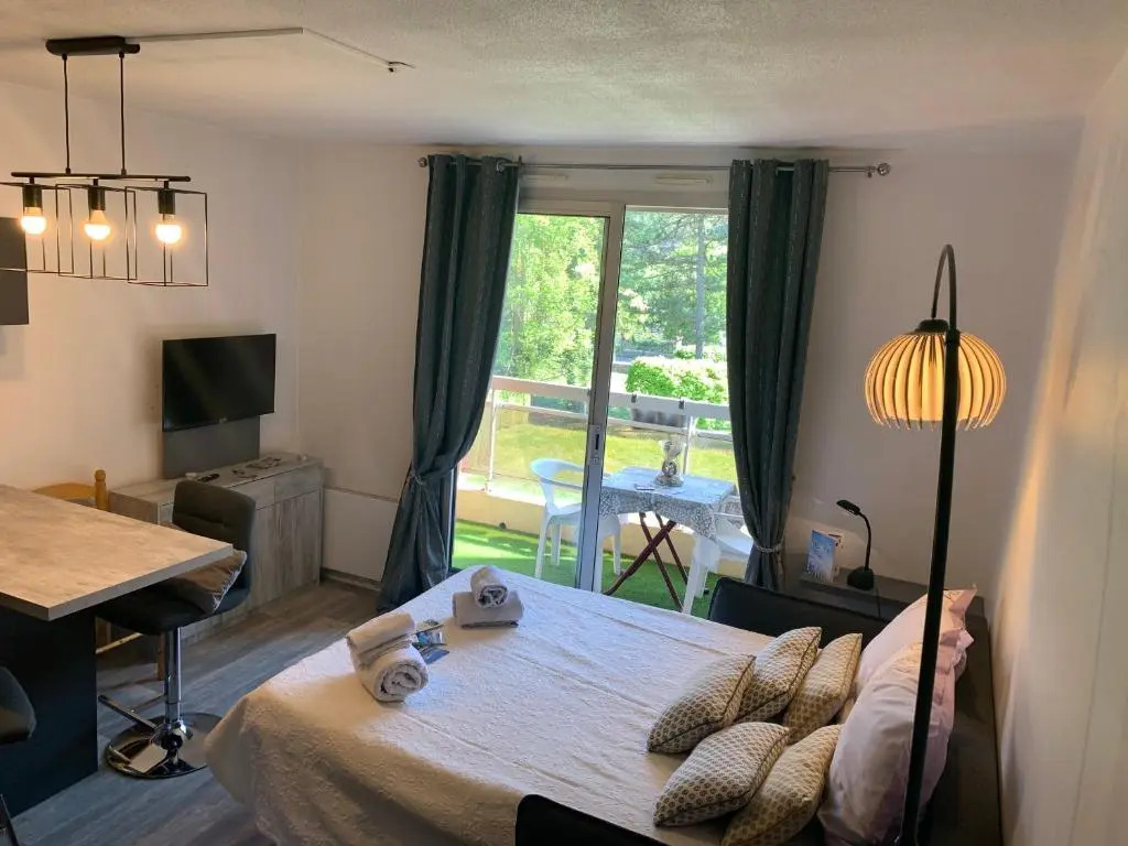 Studio Les Melezes Vue Montagne Barcelonnette (Adults Only)