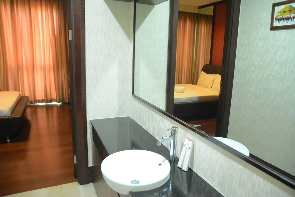 2 Bedrooms Pearl Garden by Travelio
