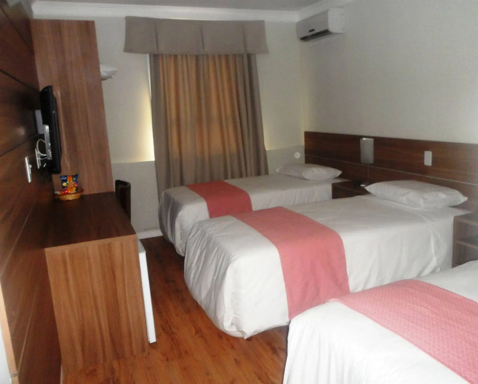Hotel Açores Premium- 5 minutos do Moinhos de Vento