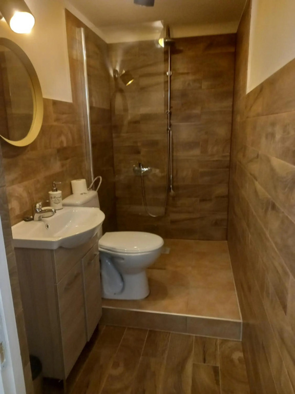 Liszt Ferenc square Studio apartment MID TERM
