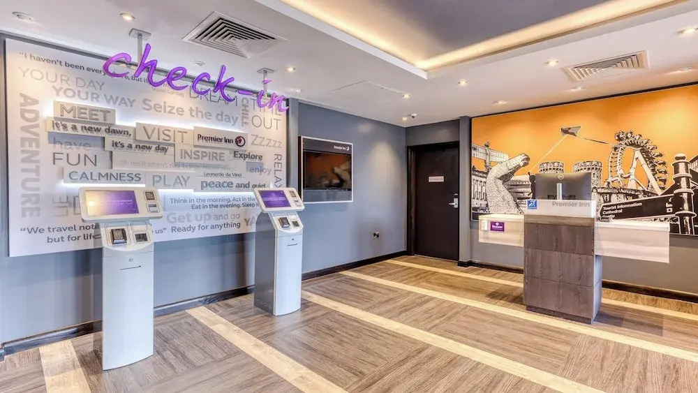 Premier Inn Bristol Parkway M32