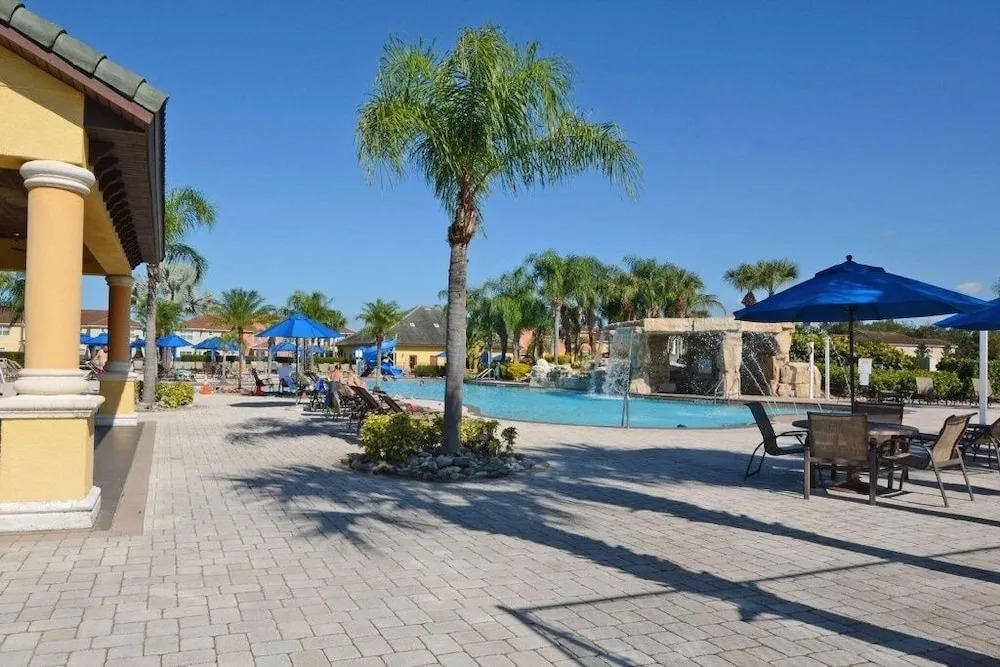 Paradise Palms -5 Bed Townhome W-splashpool-3046pp 5 Bedroom Townhouse by RedAwning