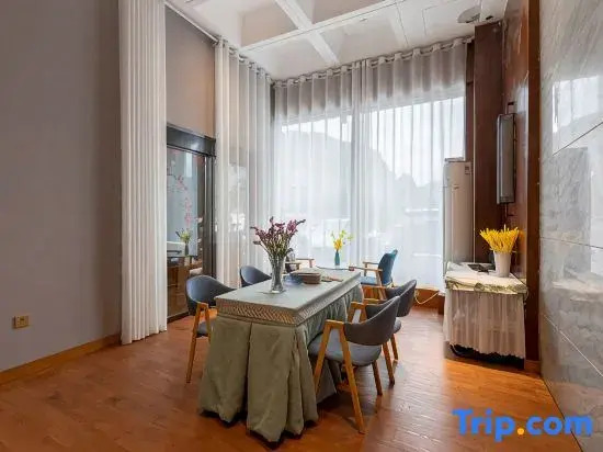 Xipan Daughter's Home Inn (Zhangjiajie Eternal Love Store)
